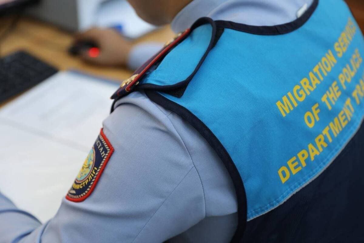 Түркістанда америкалық ерлі-зайыптыға 800 мың теңгеге жуық айыппұл салынды