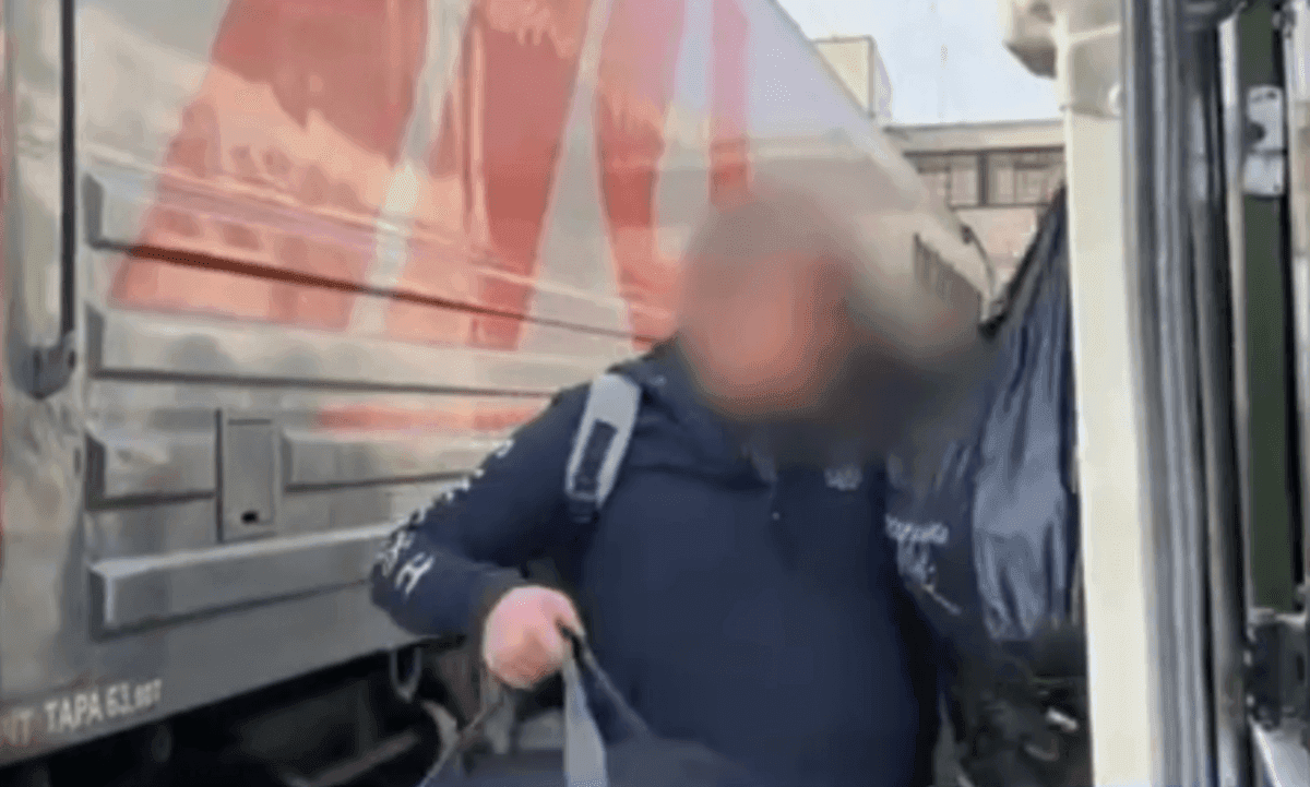 Оқушымен төсектес болған жігіт Ресейден экстрадицияланды