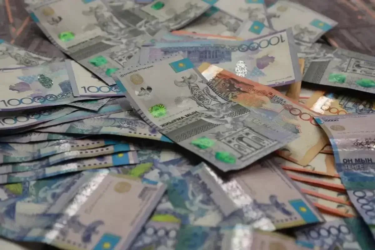 Қазан айында Ұлттық қордан алынған қаржы кірістерден 2,5 есе көп болды
