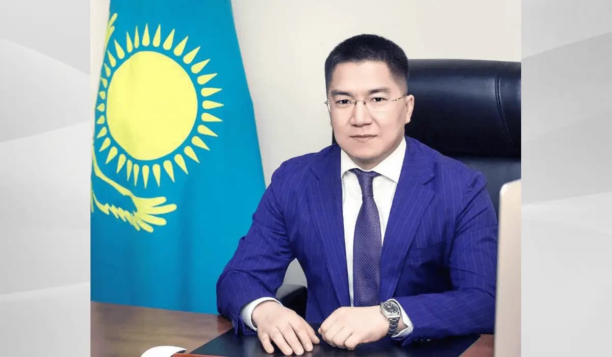 «Өнер адамдары сенімен бірге»: Мейрамбек Бесбаев Мажағұловқа қолдау көрсетті