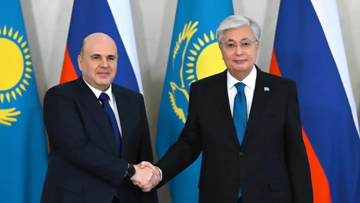 Тоқаев Путиннің шақыруымен Жеңістің 80 жылдығын мерекелеуге барады