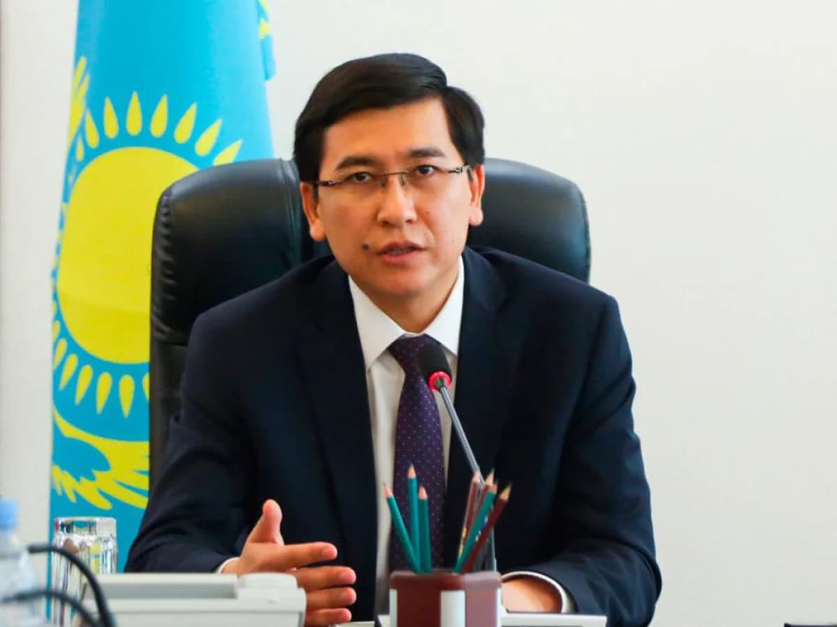 «Бір адамның 82 тісін емдеген»: Аймағамбетов МӘМС жүйесінің шикі тұстарын тізді