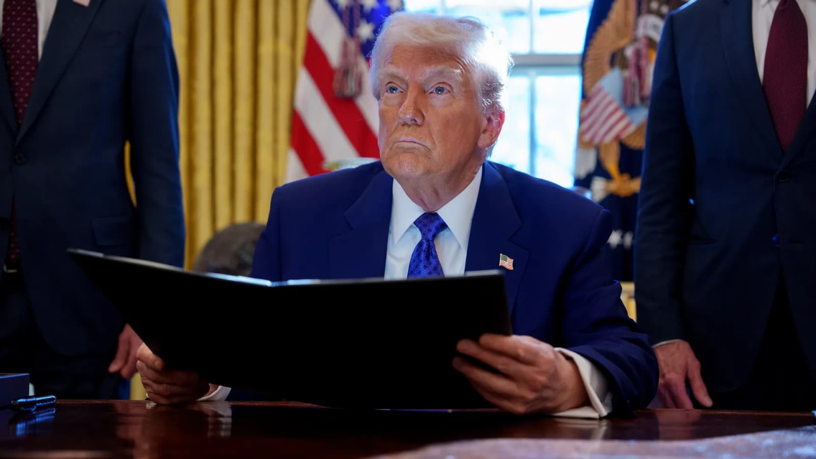 Мен енді  Украинаға ақша бөлмеймін – Дональд Трамп
