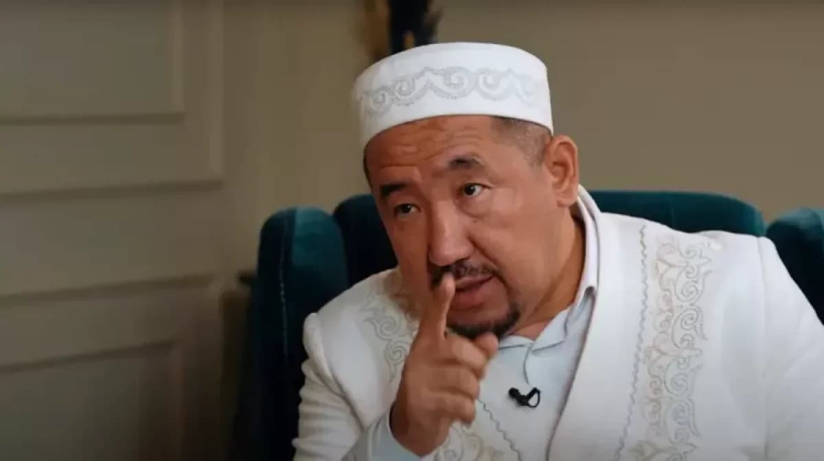 Нұрлан қажы Байжігітұлы: «Әйелдерге әрқашан көп ақша керек, риза болмауы – табиғатынан»