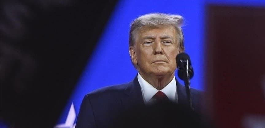 Трамп Қаржы және Сауда министрлерінің ұсыныстарынан кейін тарифтерді уақытша тоқтатуға шешім қабылдады: Сауда соғысында жаңа бетбұрыс?