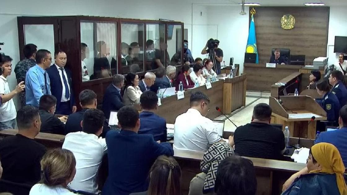 Талғардың тәрбиесіз тексіздері: Шерзатқа қарақшылар үш рет пышақ тыққанда соңғысы денесіне қадалып қалған