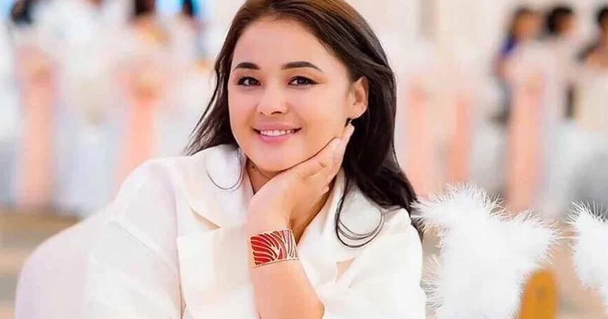 Тікелей эфирдегі қателік: Тұрсынбек Қабатовтың жұбайы Мөлдір Мұқанова сынға ұшырады (ВИДЕО)