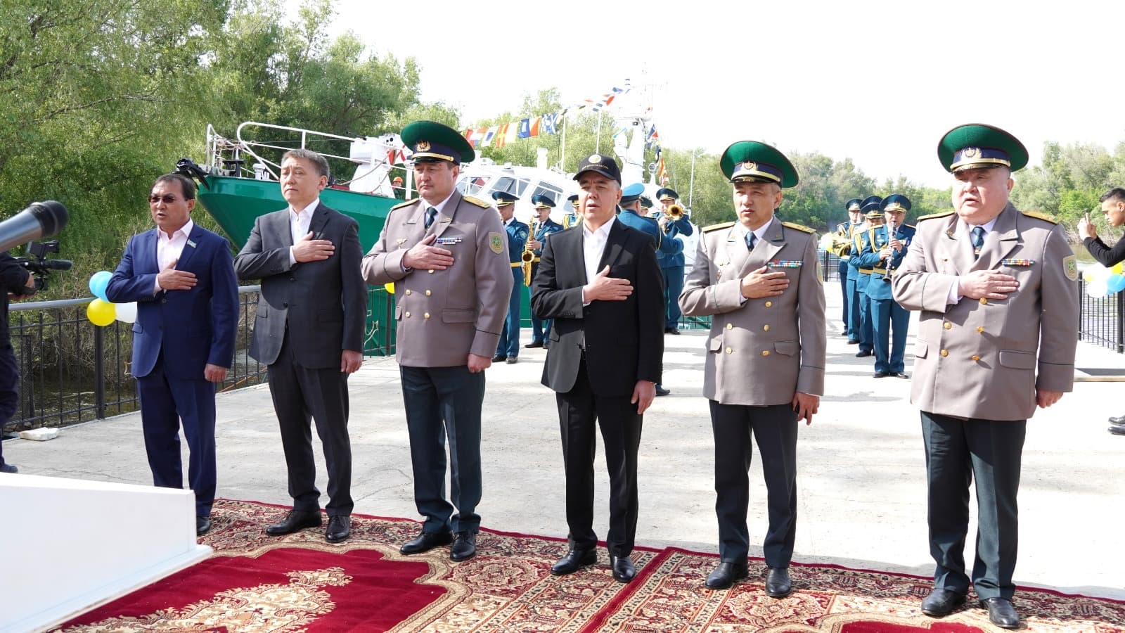 Оралда жаңа «Семей» күзет кемесі суға жіберілді