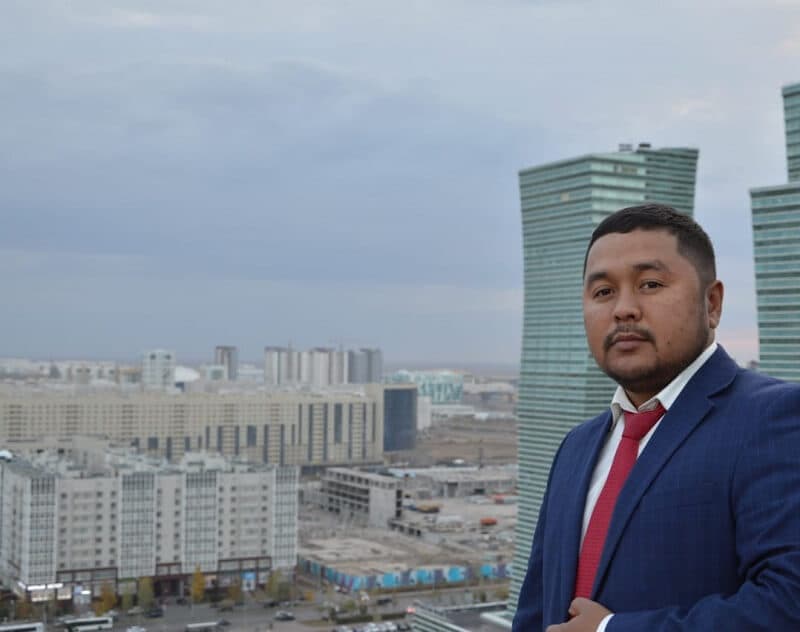 «Бар айыбым ел пайызсыз өмір сүрсін дегенім»: қамауда жатқан Көңілбай Шүкеновтың хаты жарияланды