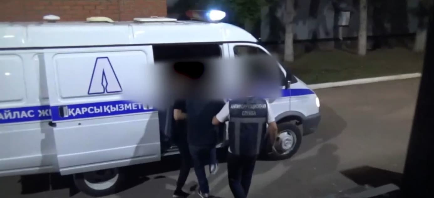 «400 млн теңге ұрлаған»: МӘМС қорының  лауазымды басшысы ұсталды