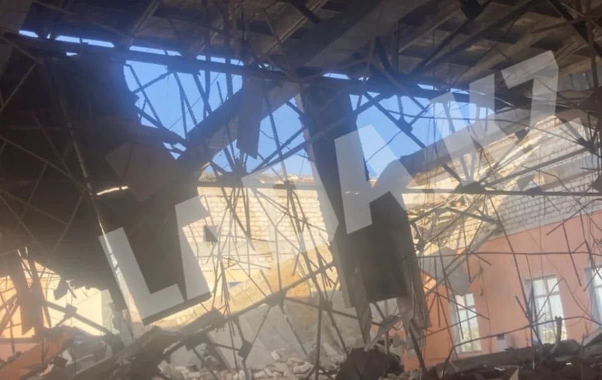 Маңғыстауда салынғанына 16 жыл ғана болған мектептің акт залының төбесі опырылып құлады