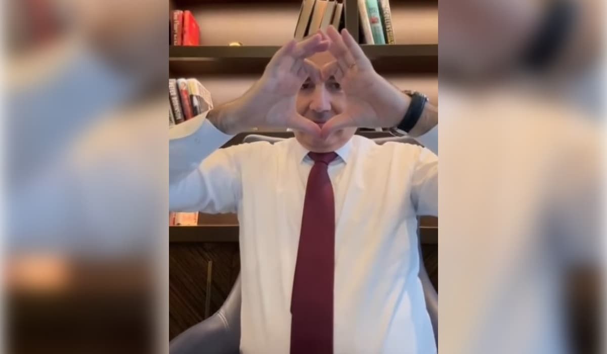 Армянский лидер прибыл в Астану: видео с утренним приветствием вызвало бурю комментариев