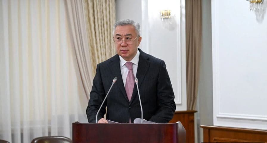 Серік Жұманғарин салық реформасына өзі жауапты екенін айтып, өзін «реформаның әкесі» деп атады