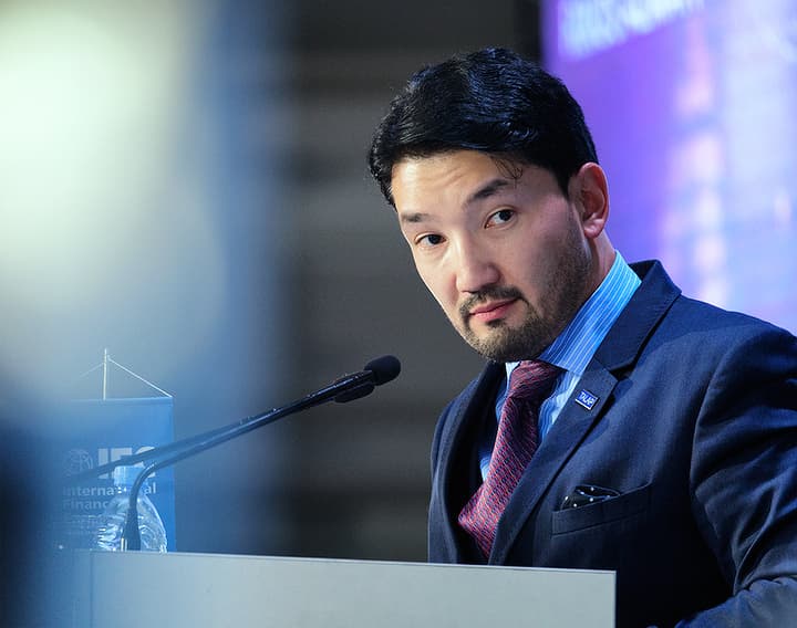 Казахстан не переходит на стандарты НАТО, ОДКБ остаётся приоритетом — Рахим Ошакбаев