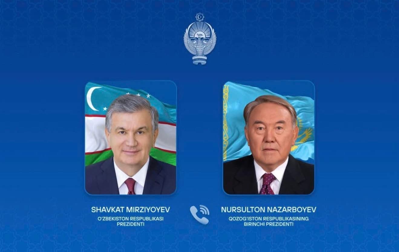 Назарбаев пен Мирзиеев телефон арқылы сөйлесіп, Жаңа жылмен құттықтады