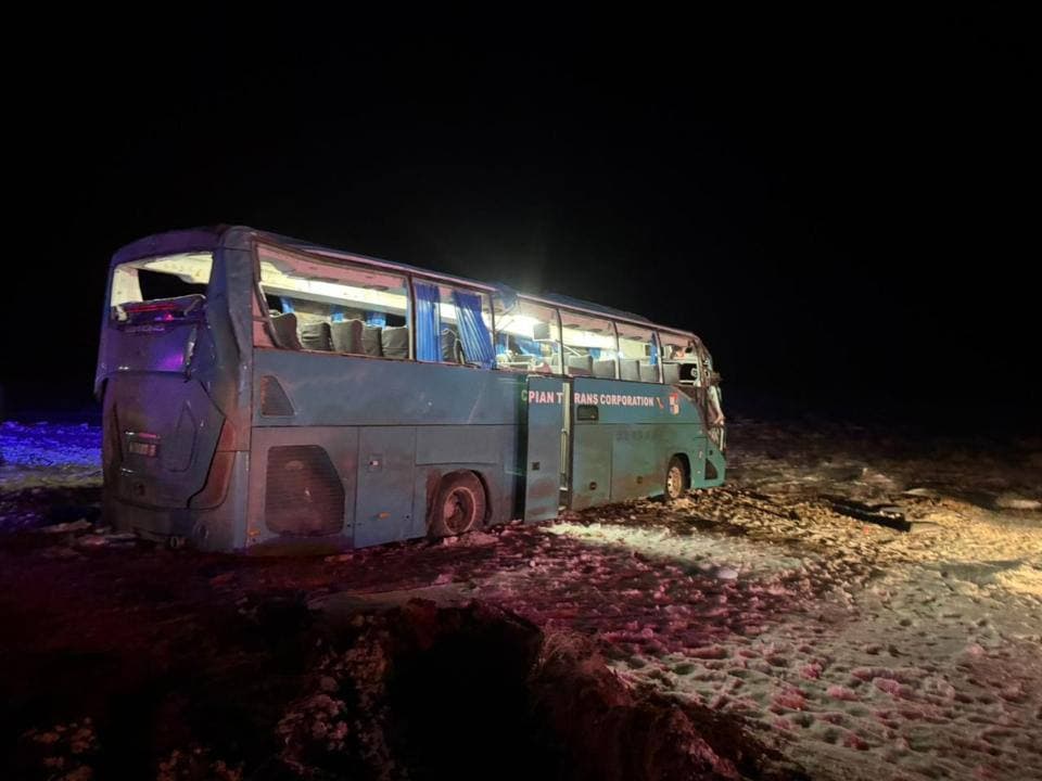 Автобус с 50 пассажирами попал в смертельное ДТП в Мангистауской области