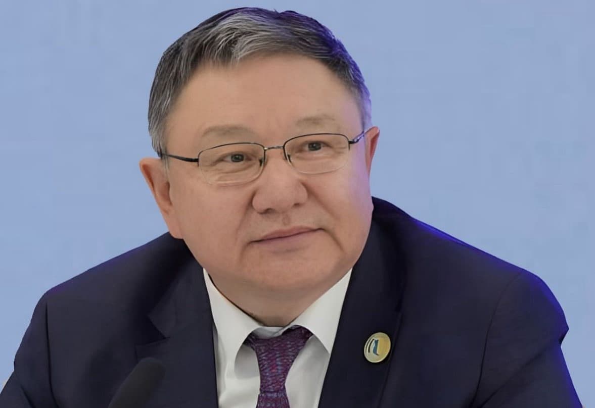 «Халықтың көкейіндегі мәселелер ортаға салынды»: Көкшетау университетінің ректоры