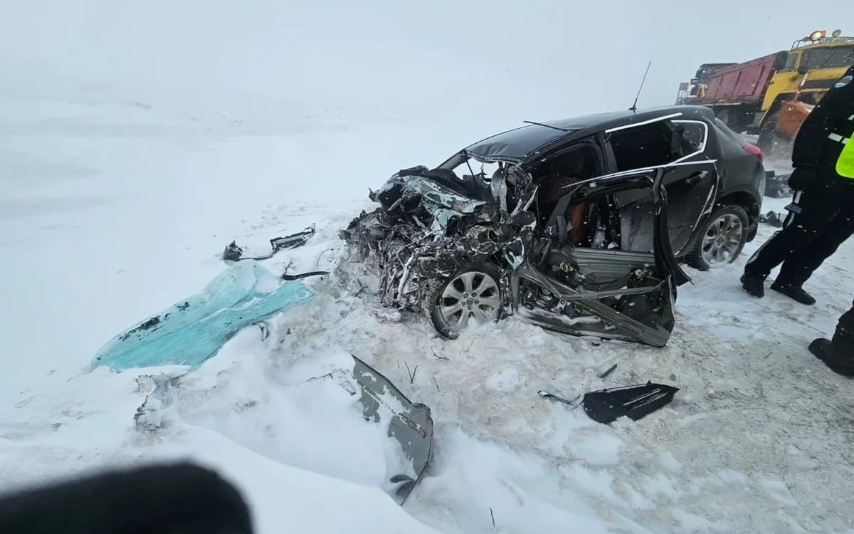 Ақтөбеде жантүршігерлік жол апатынан 4 адам мерт болды