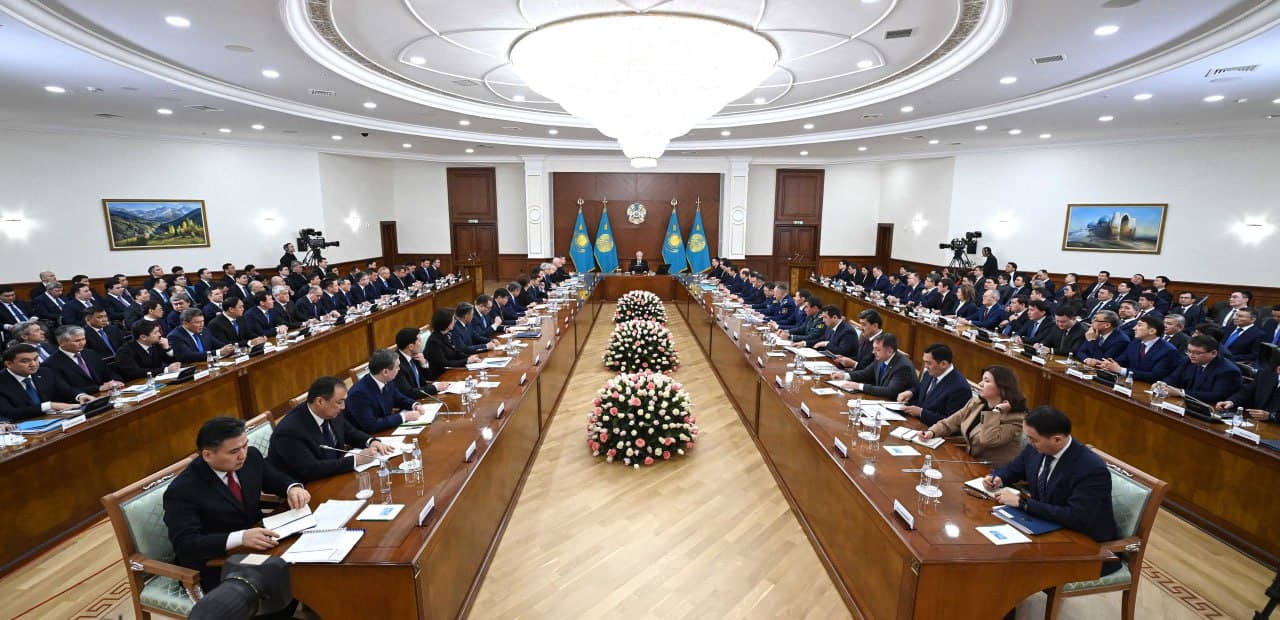 Экономика Казахстана выросла на 6,5%, но доходы населения отстают - Бектенов