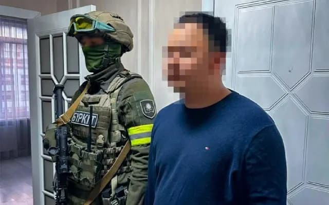 СПК КНБ раскрыла схему взяток при выдаче водительских прав на 100 млн тенге