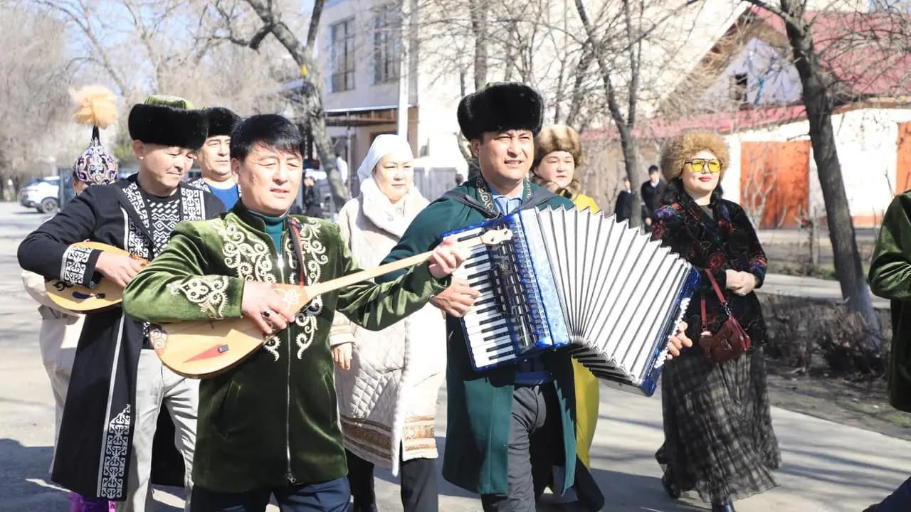 Түркістан облысы Көрісу күнін жаңаша тойлады: аймақ жаппай челленджге қатысты