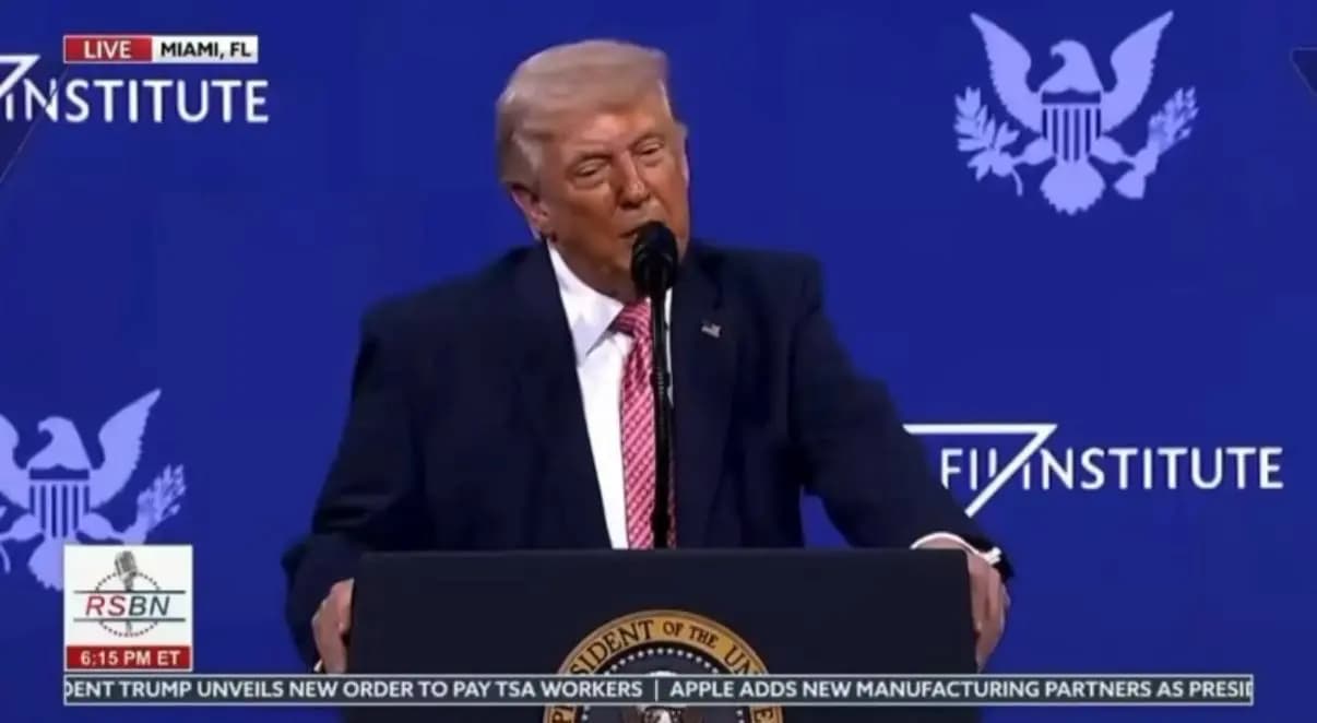 Трамп Сауд ханзадасын былапыт сөзбен қорлады: "Ол менің кө*іме кіруі керек"