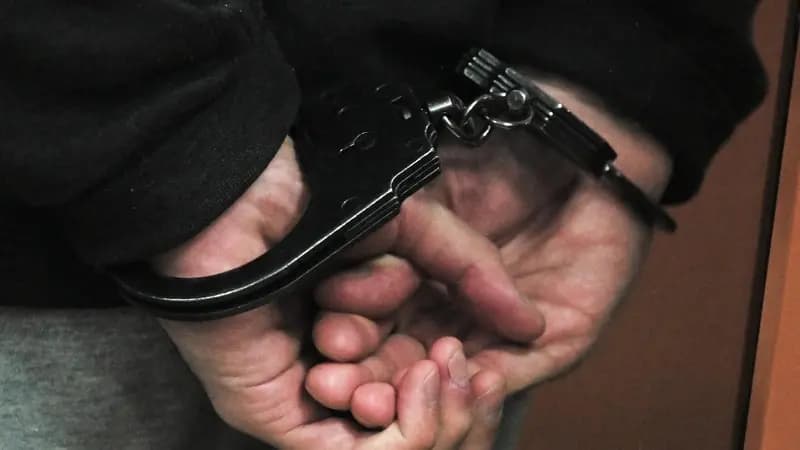 Подозреваемые в афере на 200 млн тенге прятались в селе: полиция их нашла