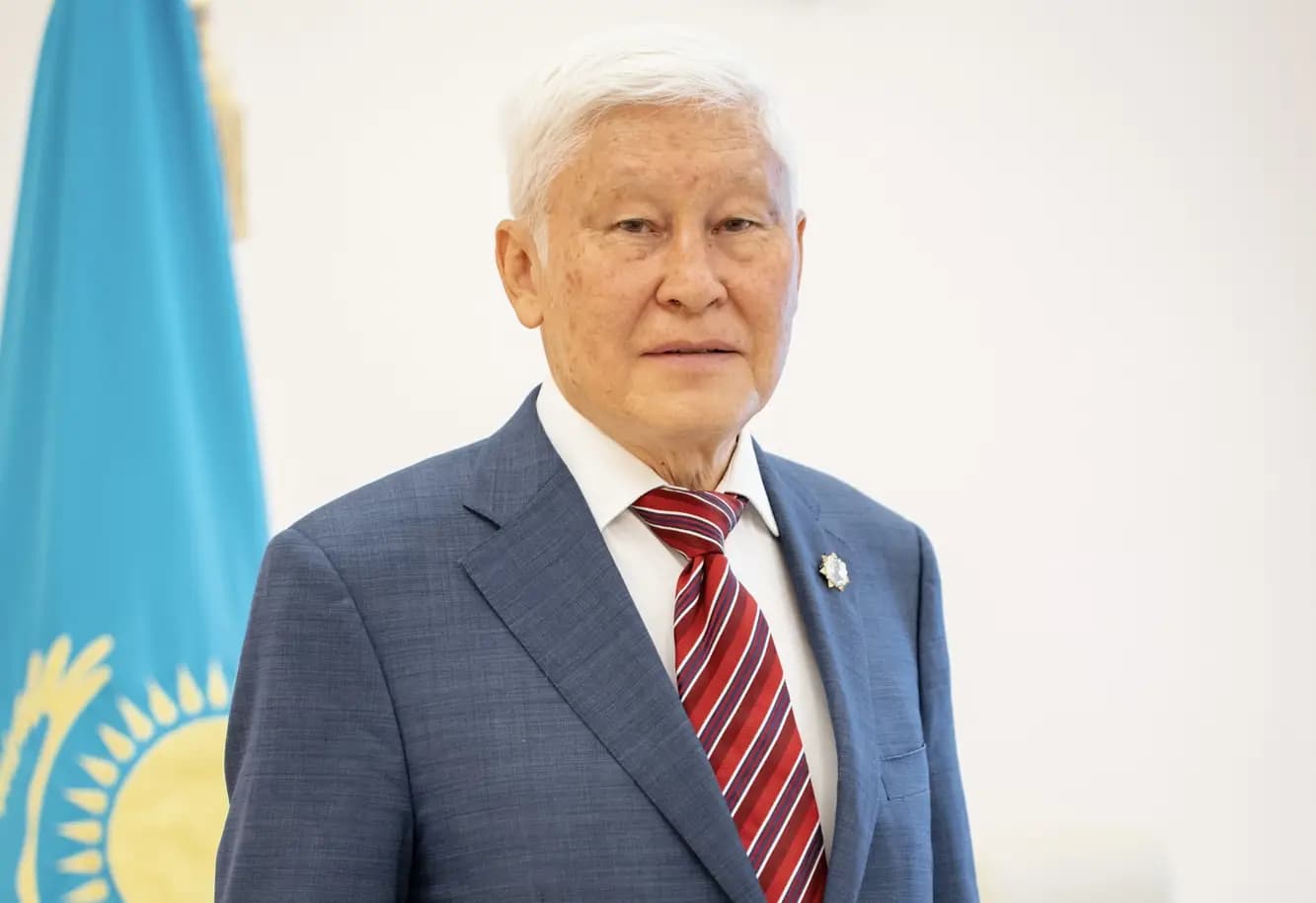 Белгілі ғалым тілге қатысты алып қашпа әңгімелерге сенбеуге шақырды