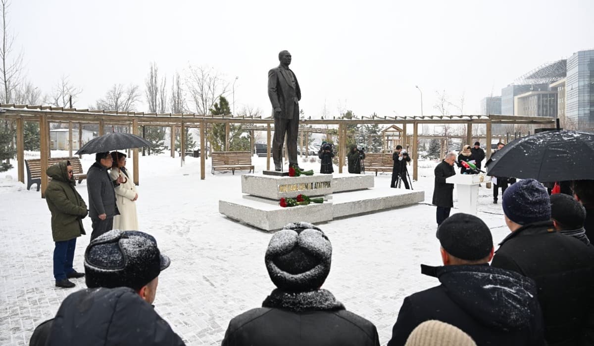 Алматыда Мұстафа Кемал Ататүрікке арналған ескерткіш ашылды