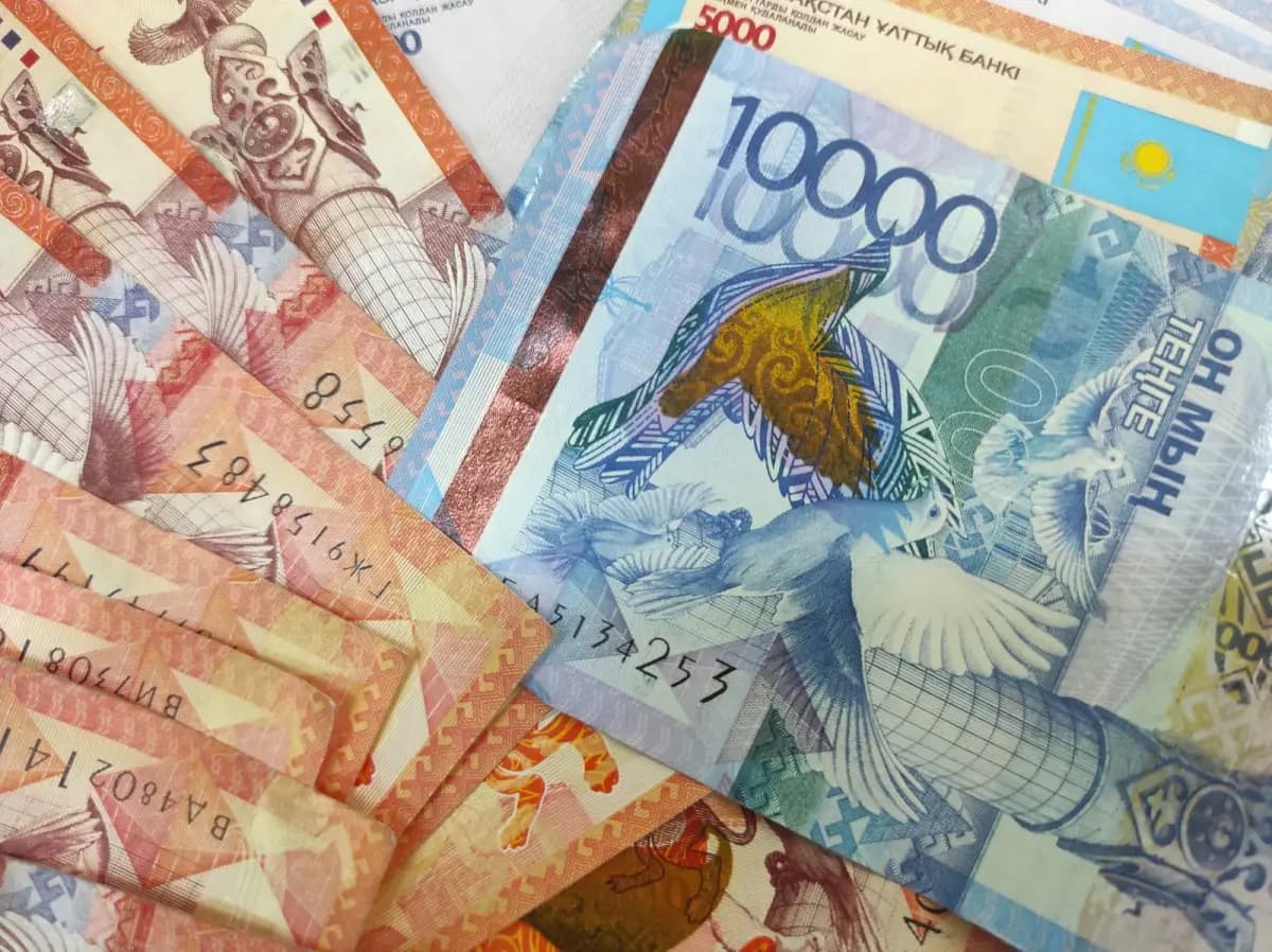 Қазақстандықтардың зейнетақы жинағы азайып қалған: БЖЗҚ жауап берді