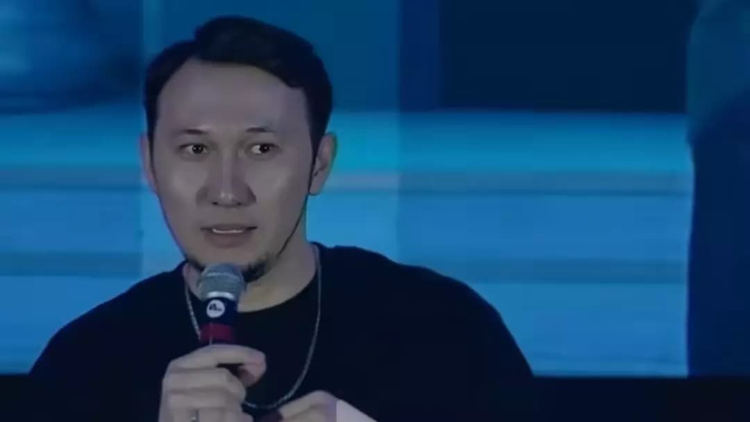 «Өзіне қол жұмсаған адамда жәннаттық»: блогер молдалар айтатын уағыздың жалған екенін мәлімдеді