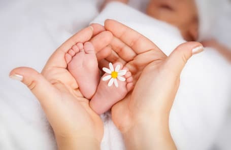 «Бэби-бум кезеңінен шықты»: Қазақстанда туу көрсеткіші күрт төмендеп жатыр