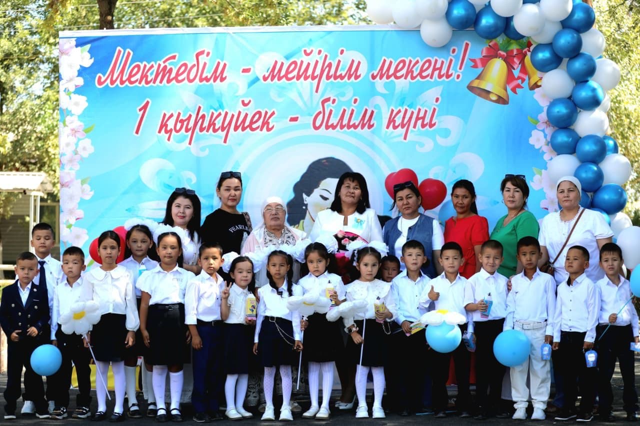«5500 бүлдіршін мектеп табалдырығын аттады»:  Әзімбек Пазылбекұлы білім күні жағымды жаңалықпен бөлісті