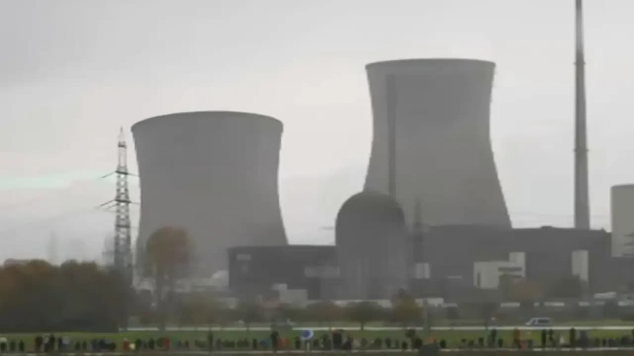 Германия взрывает АЭС, Казахстан готовит миллиарды на строительство. Мы плывем против течения?