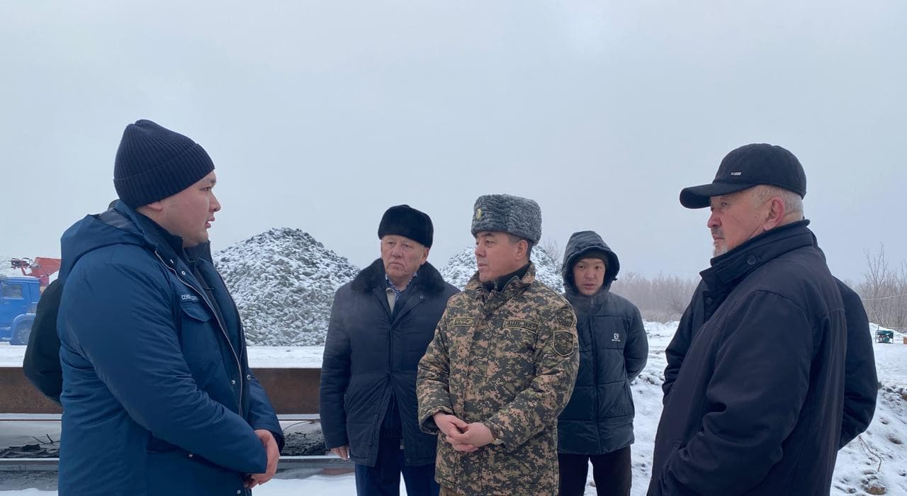 Жайық өзені бойындағы жағалауды нығайту жұмыстары жүргізілуде