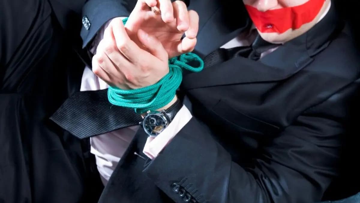 100 мың долларды иемденген: Павлодарда адам ұрлап, ақша бопсалаған