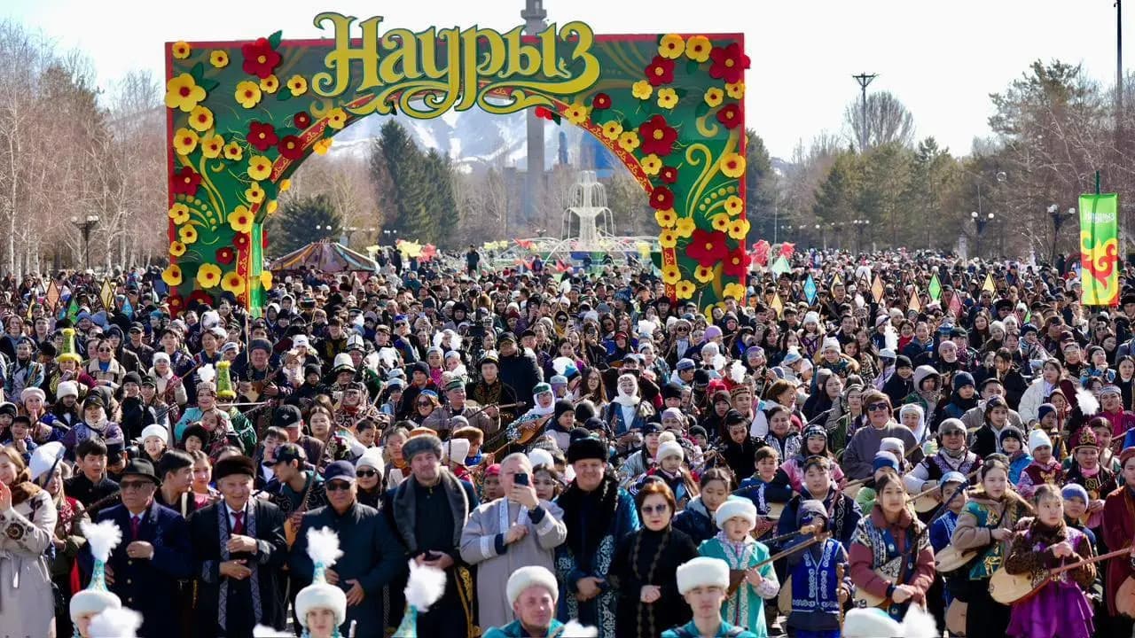 ШҚО-да 5 мыңнан астам домбырашы «Ақбұлақ» әнін орындап, әлемдік рекорд орнатты