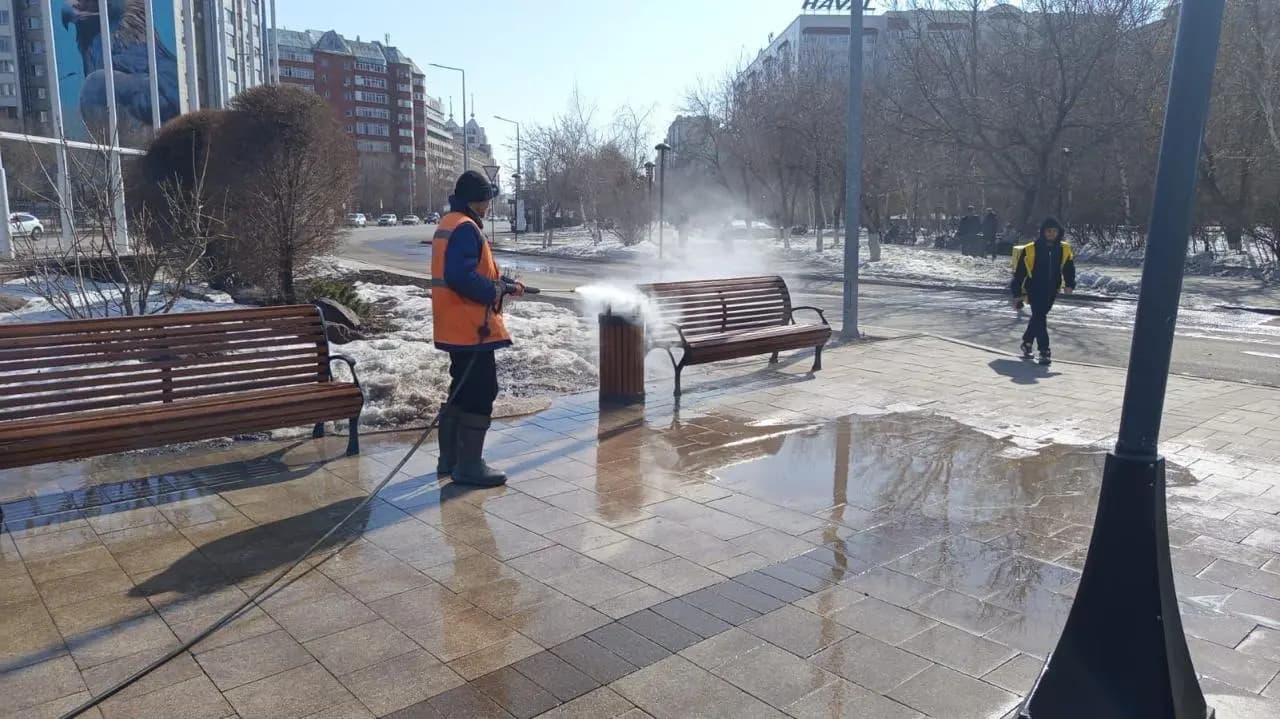 Астанада көктемгі жалпы тазалық жұмысы жүріп жатыр