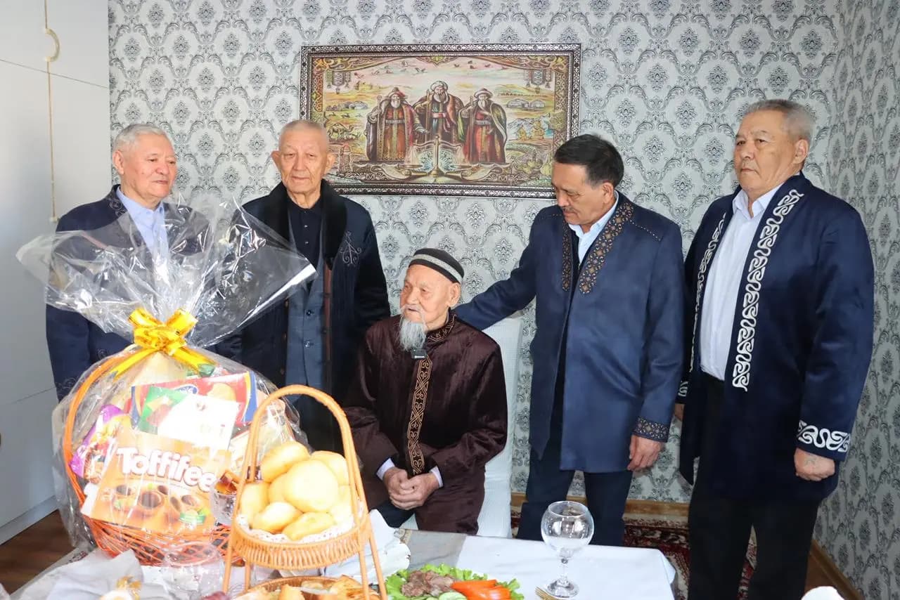 Ұлы Отан соғысының ардагері Яхия Тасыровты амал мерекесімен құттықтады