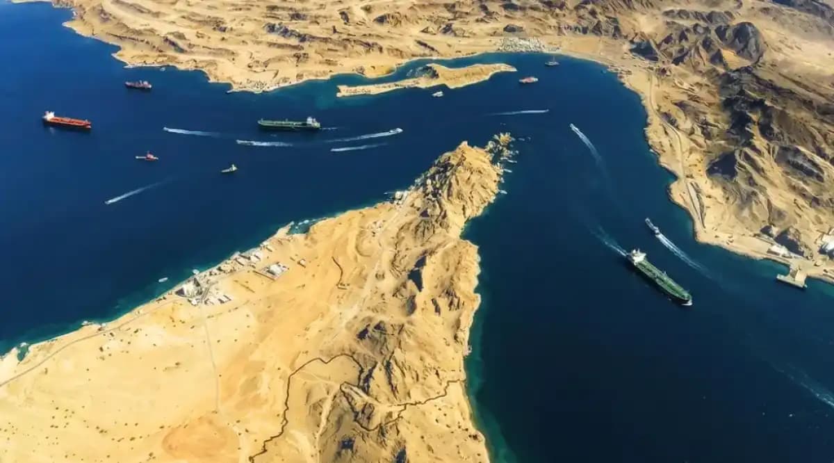 Иран Ормуз бұғасын қайта жауып тастады