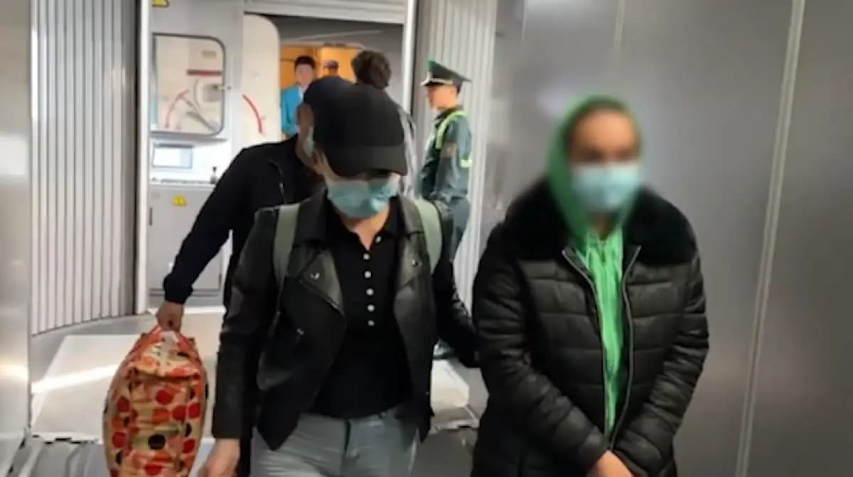 Бухгалтер из Алматы исчезла с 230 тысячами долларов - её нашли в Греции