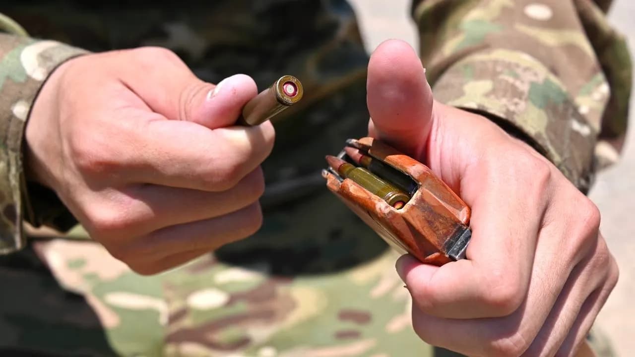 Стрельба произошла в воинской части Павлодара: один погиб, есть раненый