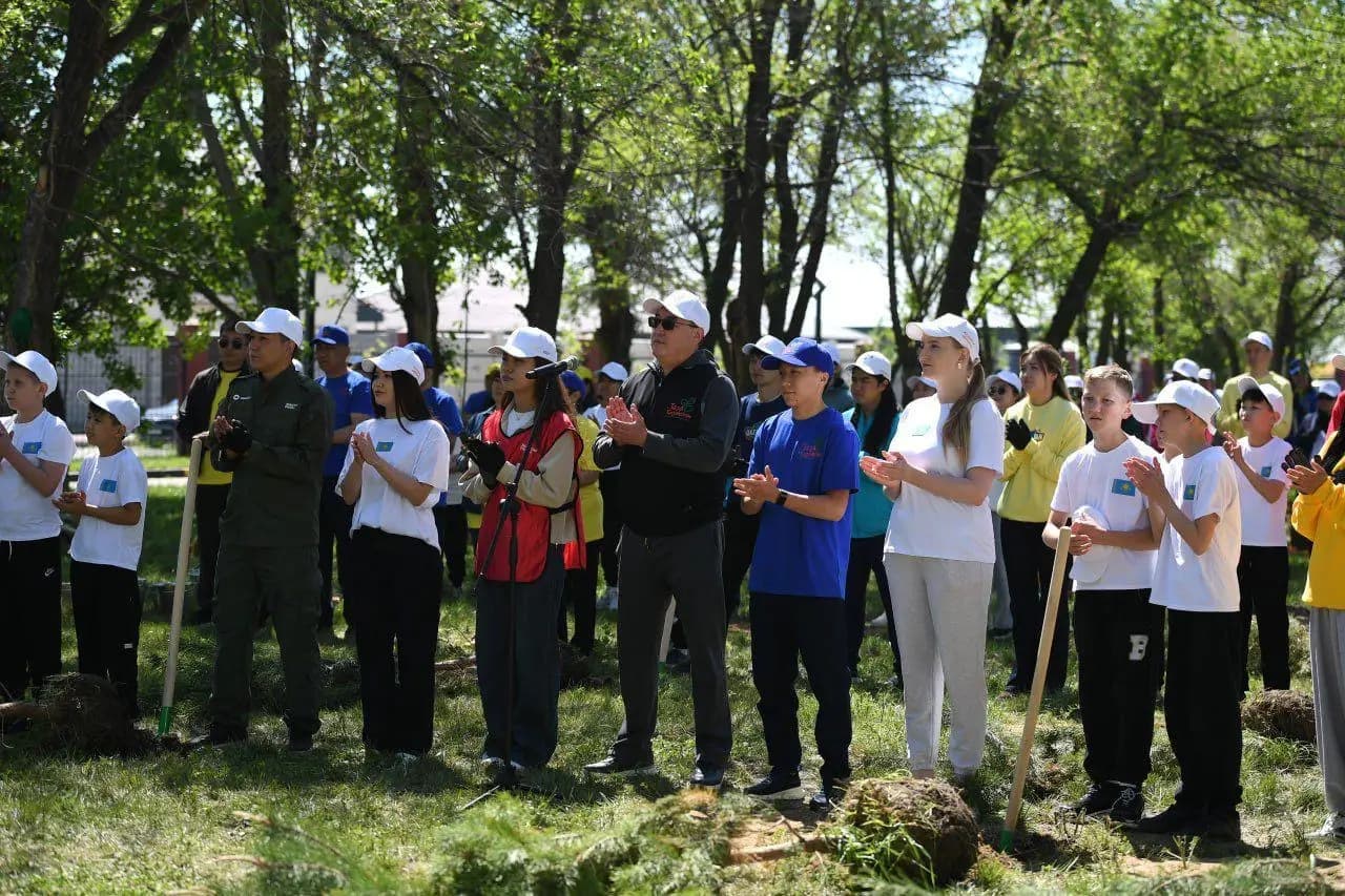 «Таза Казахстан»: в Алматинской области прошел масштабный субботник с участием 47 тысяч человек