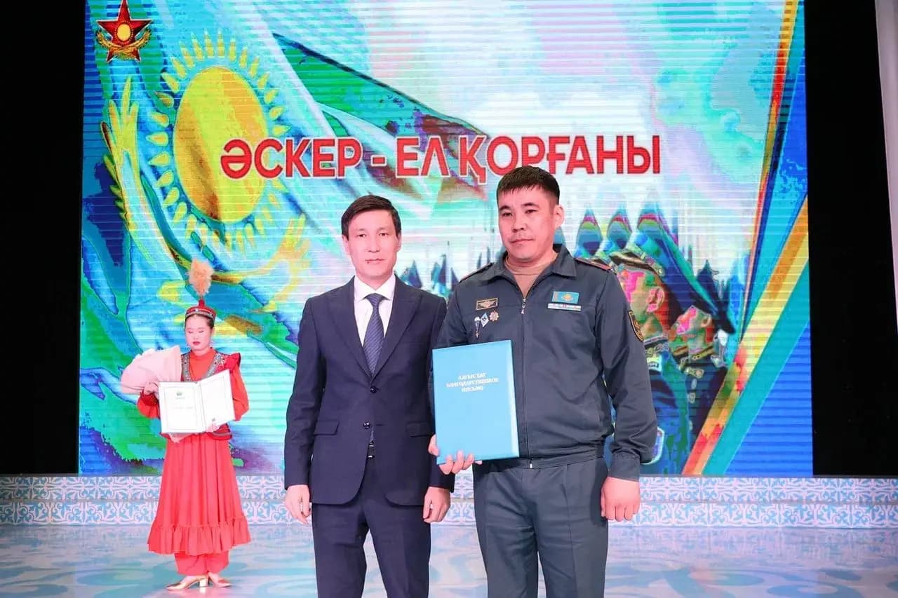 В Акмолинской области прошли торжественные проводы новобранцев