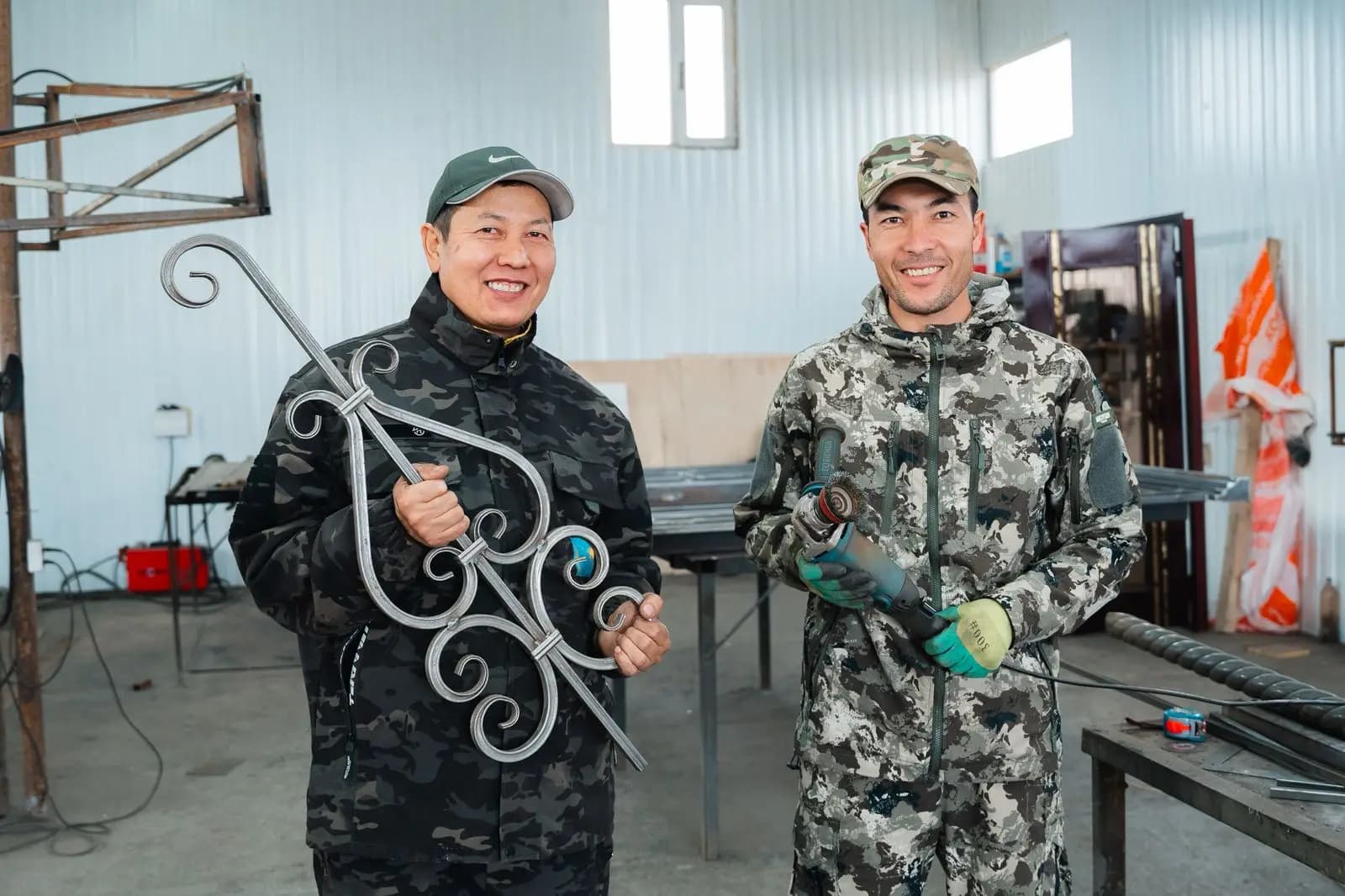 Металл бұйымдардан лофт жиһазына дейін: ауылдағы кәсіпкерліктің дамуы