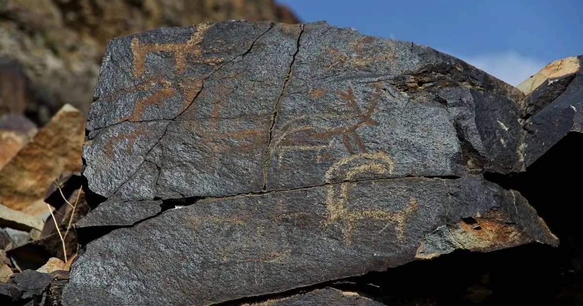 Against vandalism: Kazakhstan approves new rules for protecting monuments