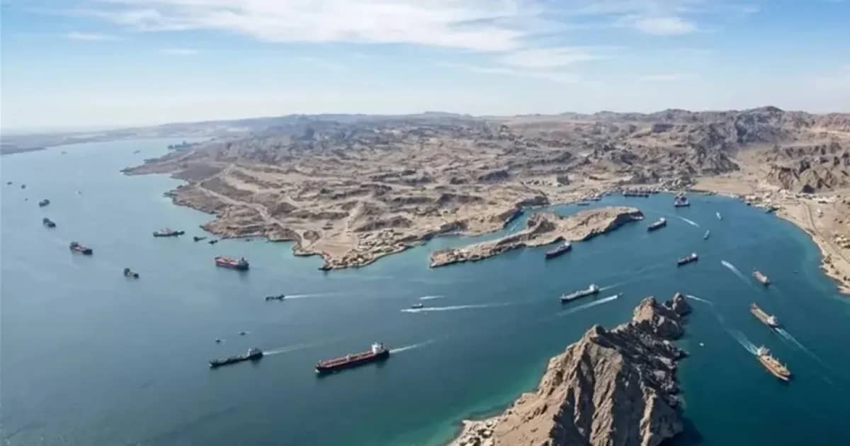Iran's Proposal: Open Strait of Hormuz in Exchange for Postponing Nuclear Talks
