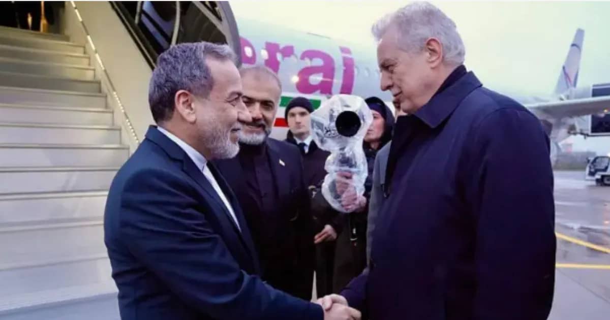 Iran's Foreign Minister arrives to Putin: Tehran makes new offer to US