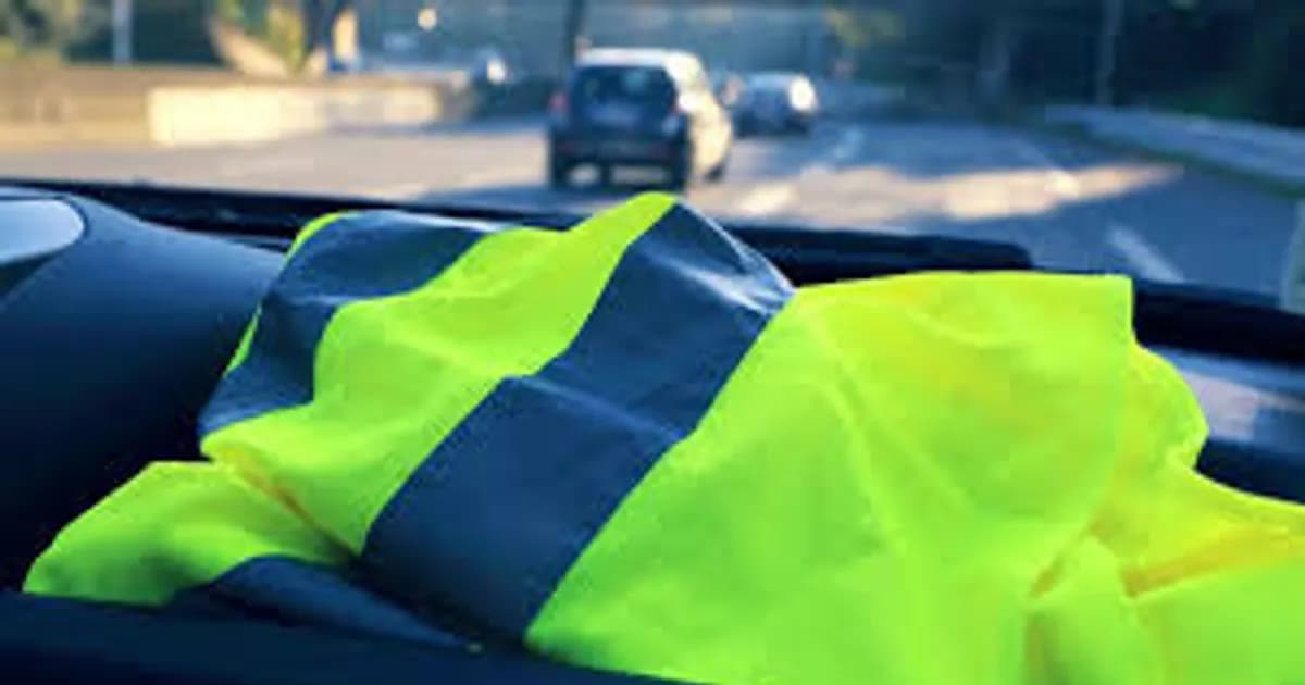 Is there a fine for not having a reflective vest in a car?