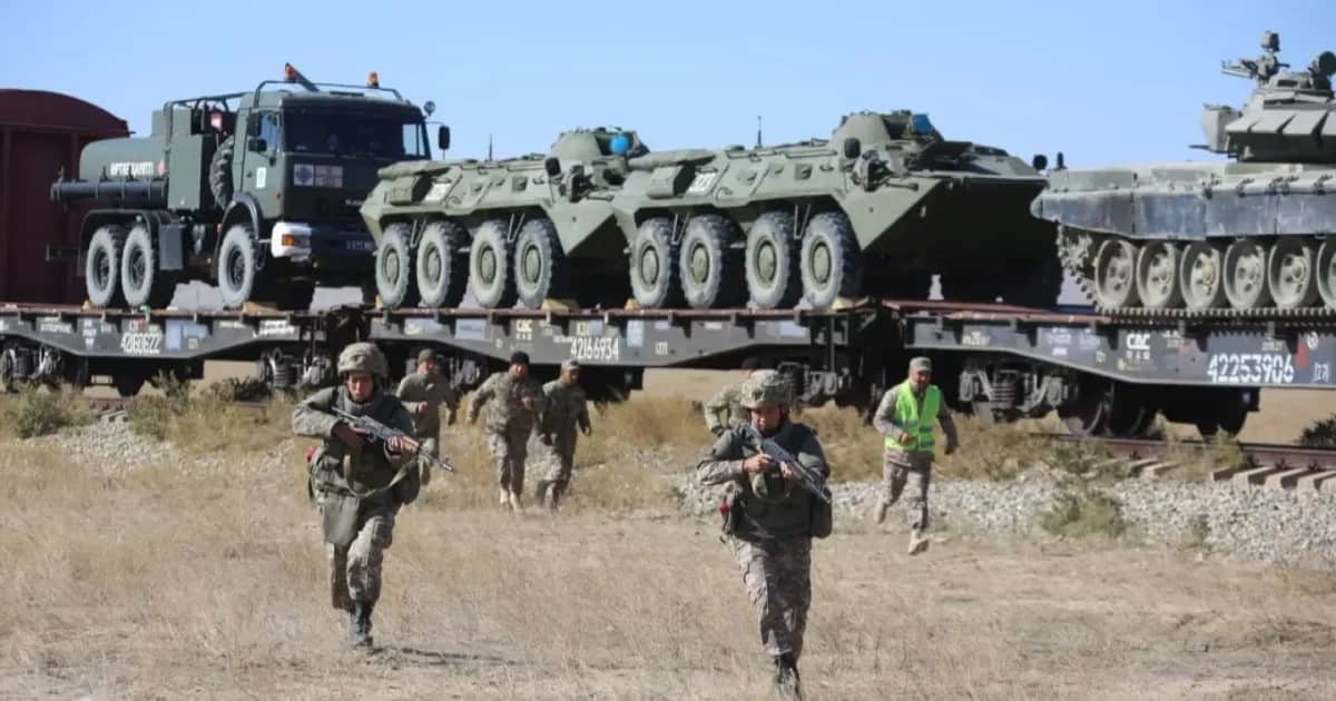 Military personnel banned from doing business: new charter adopted